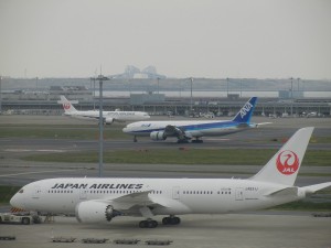 ３月から新たにホーチミン線を確保するＪＡＬ。羽田空港国際線ターミナルにて。（撮影／野中大樹）