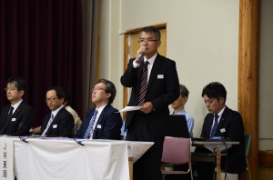 ８月24日、長野県大鹿村中心部での全体の説明会を開いたＪＲ東海。（撮影／井澤宏明）